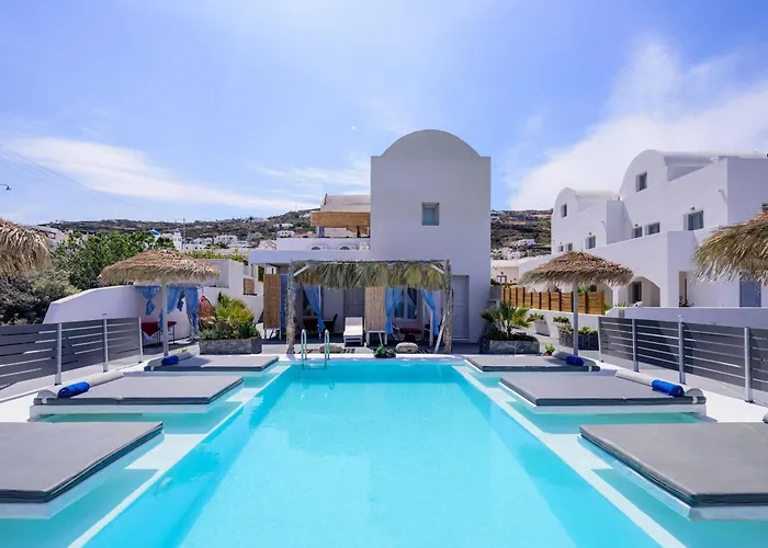 Nalu Suites Fira 