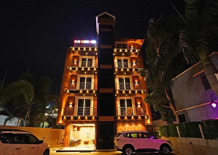 Blue Waves Hotel Tajpur