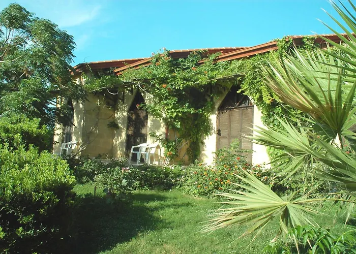 Riviera Beach Bungalows Girne