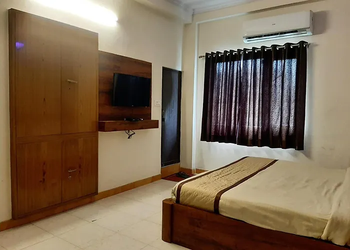 Hotel Elegant, Near Mansarovar, Jaipur