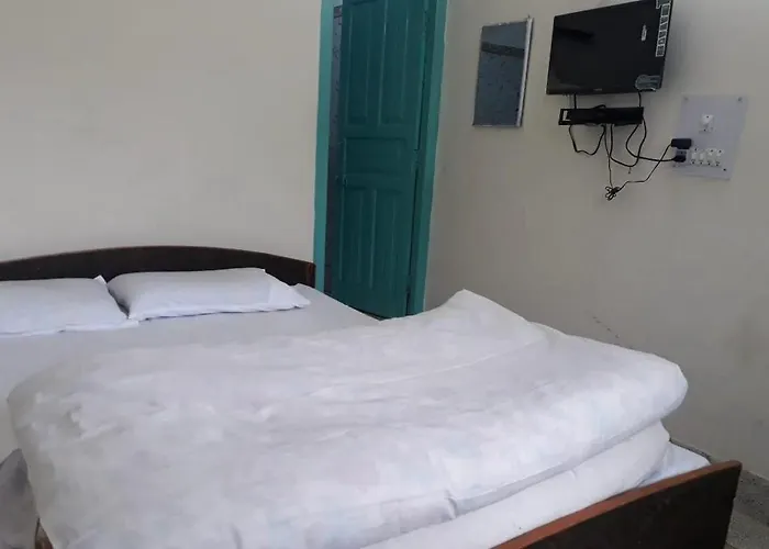 Maharastra Mandal Hotel Gupta Kashi