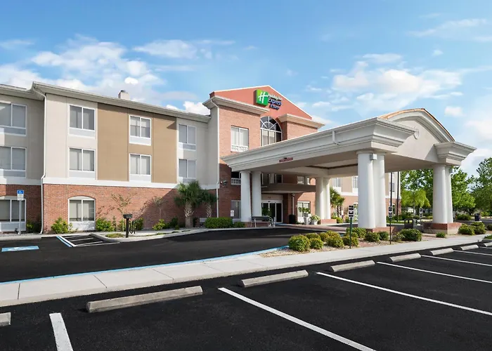 Holiday Inn Express & Suites Spring Hill By Ihg