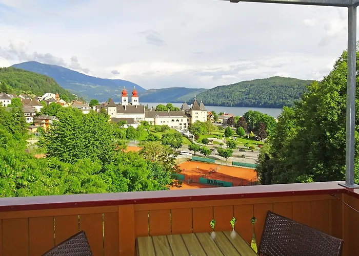 Staudacher Hof-Das Romantische Haus Millstatt am See