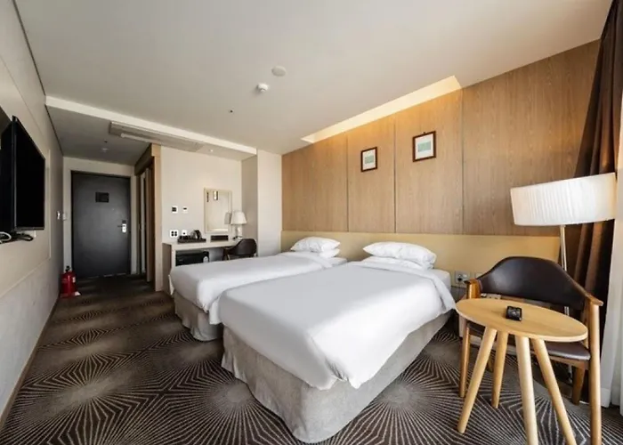 Golden Daisy Hotel Seogwipo