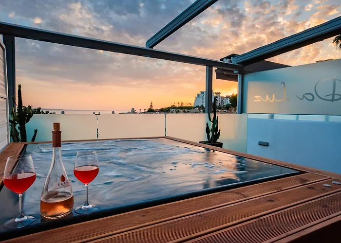 Da Luz Boutique Hotel Sarandë