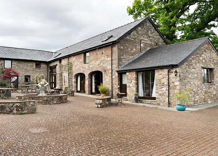 Neuadd B&B Suites Crickhowell