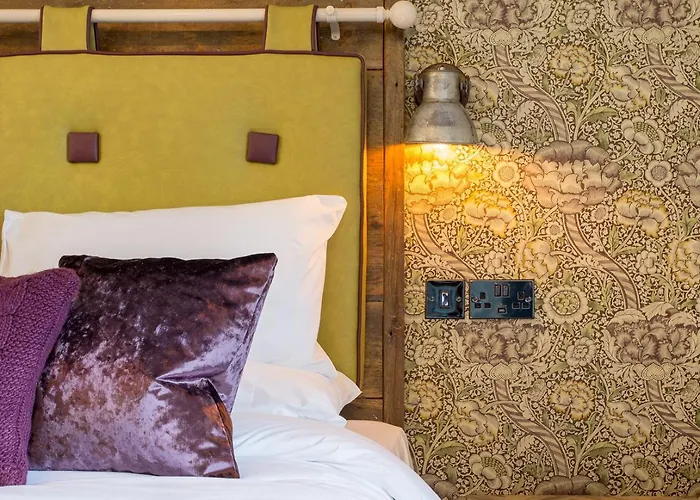 The Cornish Arms Hotel Tavistock 