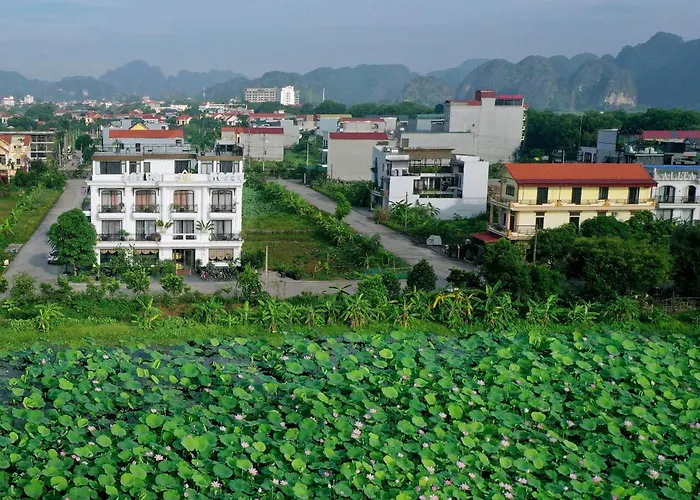 Lotus Hotel Ninh Bình