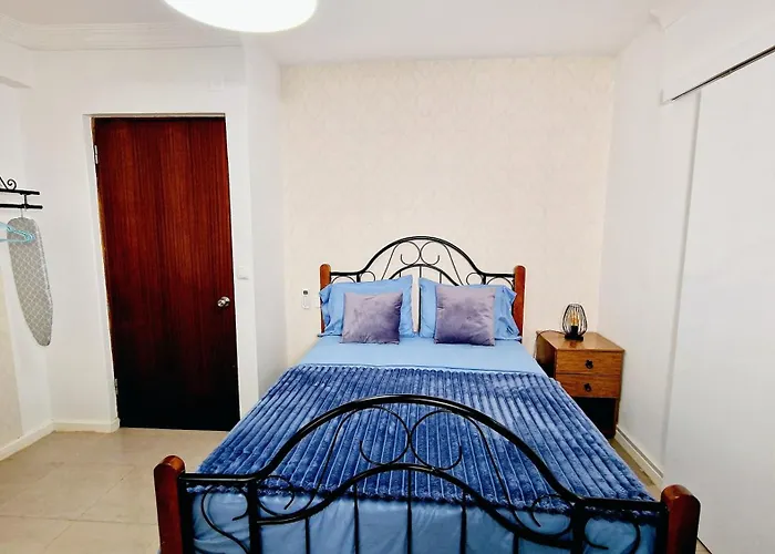Kelly Guest House Praia