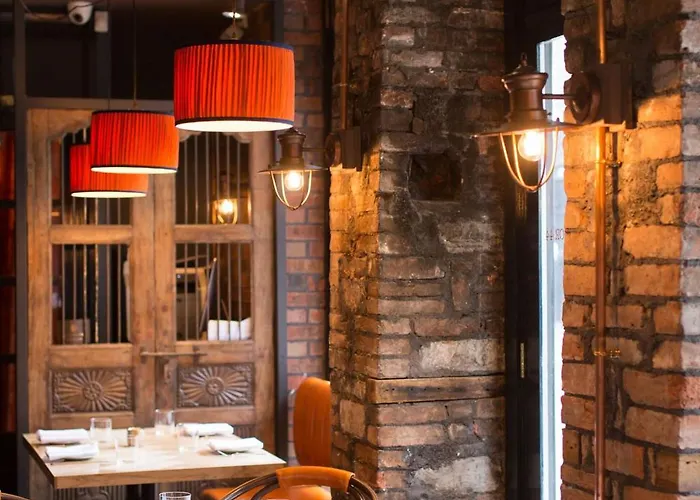 Parador 44 Cardiff
