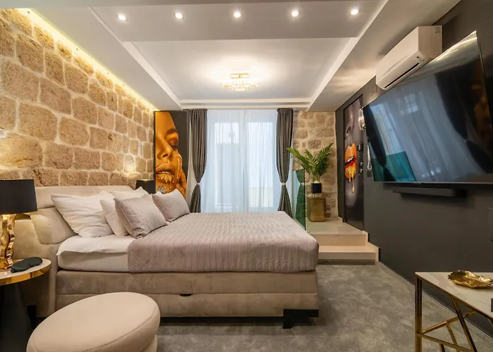 Vip Gold Room Pag Town