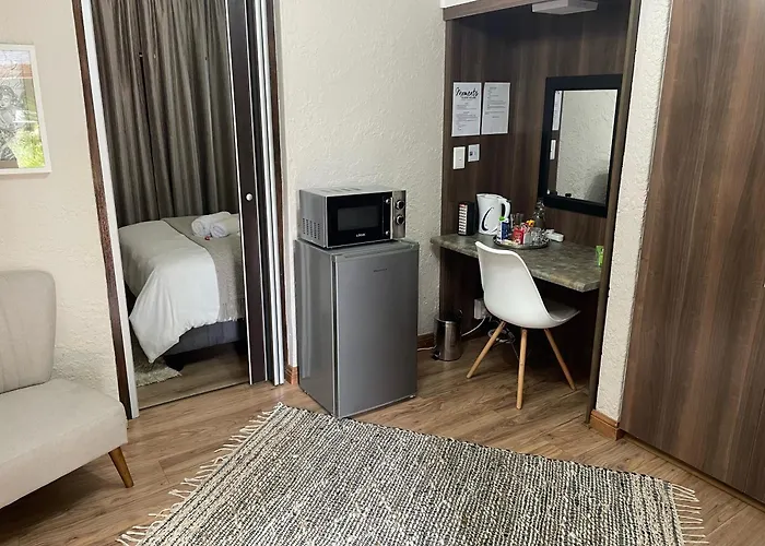 Moments Guest House Klerksdorp
