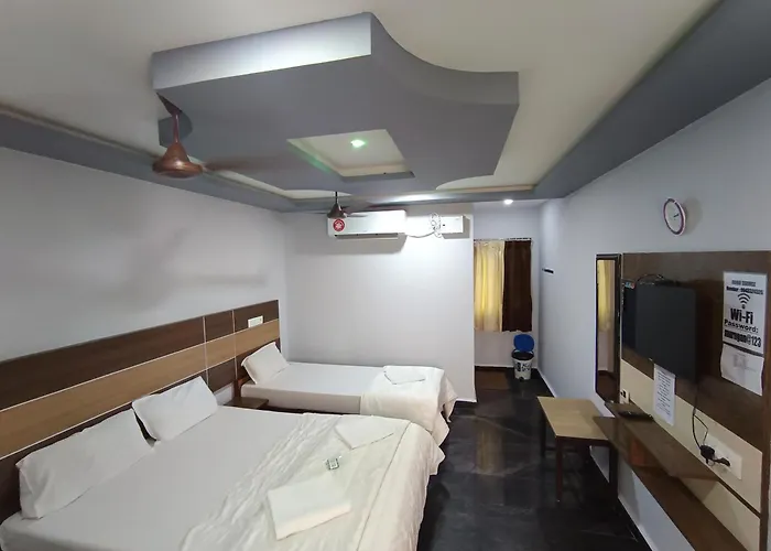 Sri Murugan Beach Paradise Hotel Mahabalipuram