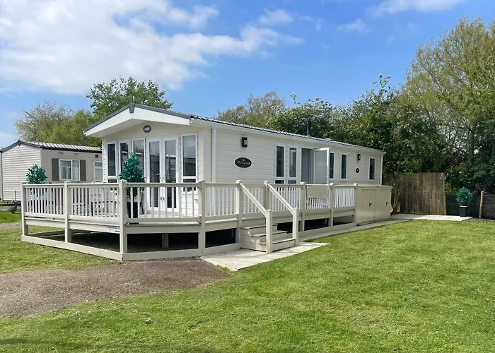 Kingfisher Quay Lodge Clacton-on-Sea