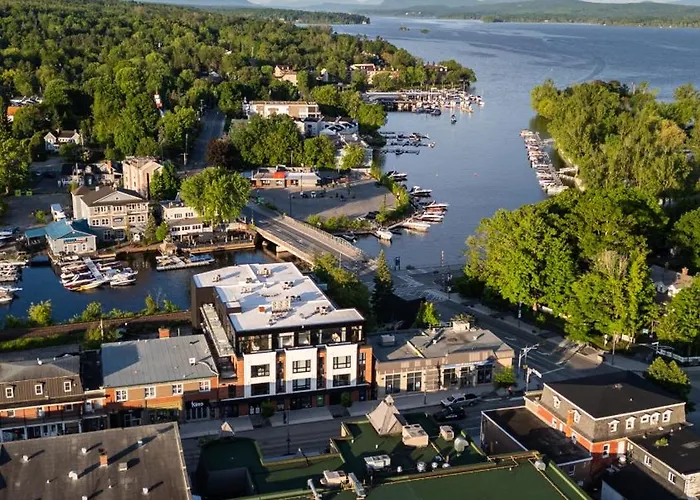 Hotel Experience - Quartier Des Marinas Magog