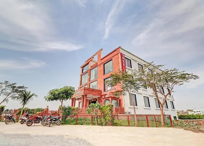 Collection O Sheela Resort Gwalior