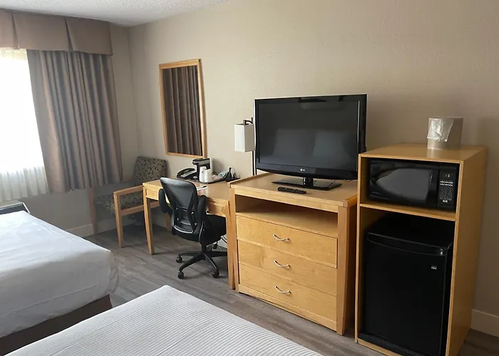 Chelsea Inn Coquitlam