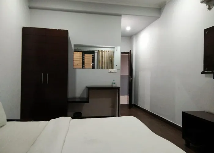Hotel Vedanta - Near Medanta -The Medicity Gurgaon