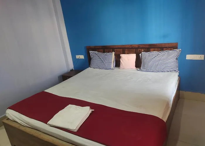 Hotel Tara Lodge Grand Road Puri - Near Jagannath Temple - Best Location