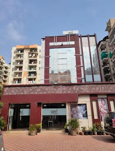 Genx Le Crescent Hotel Ghaziabad