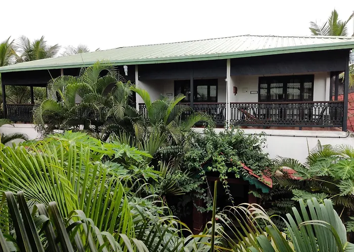 Chira Meadows Ecoresort, Dapoli