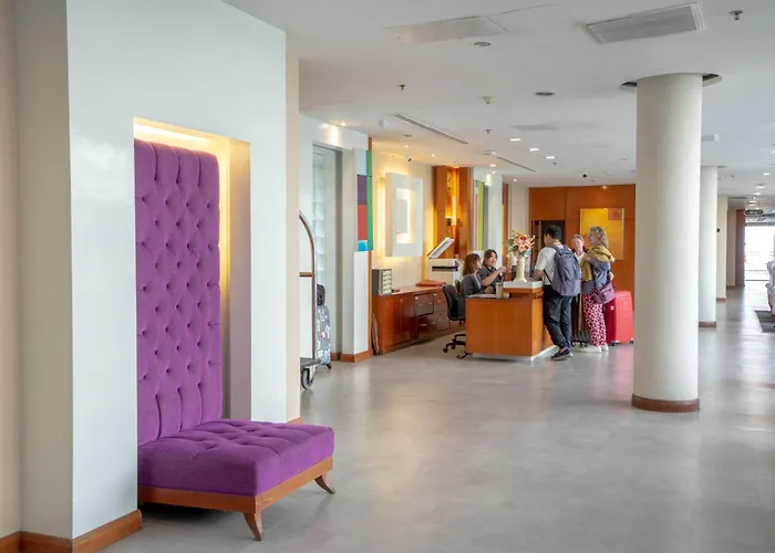 At Ease Saladaeng By Aetas Hotel กรุงเทพมหานคร