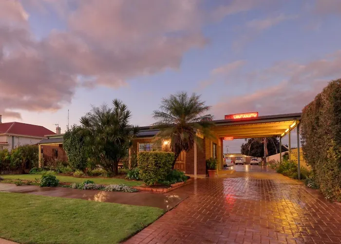 Oasis Motor Inn Broken Hill