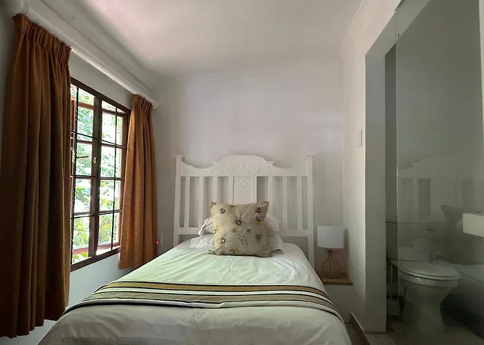 Salt Rock Manor Bed & Breakfast Ballito