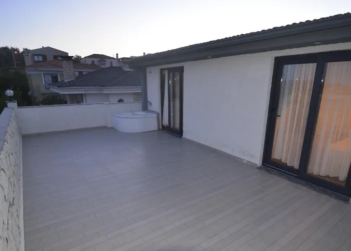 Talles Comfort Boutique Hotel - Alacati - Adult Only