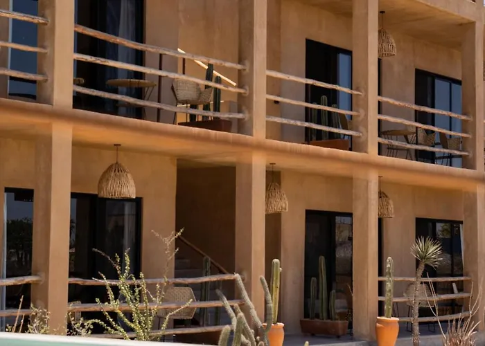 Hotel Baja Temple Todos Santos
