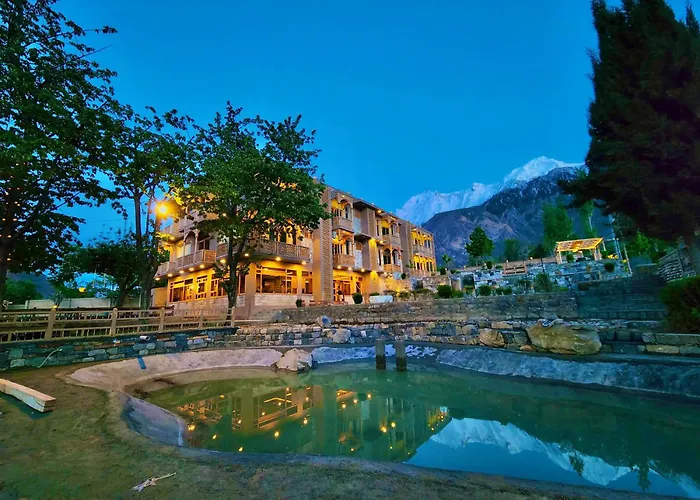 Dumani Nagar Hotel & Resort Karimabad 