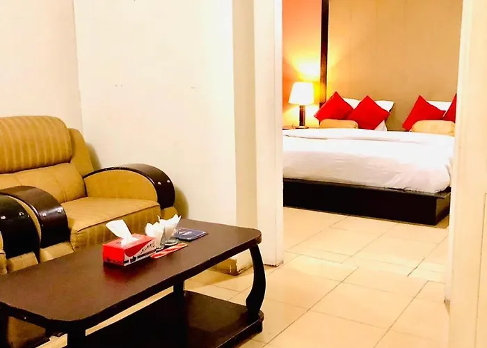 Hotel Grand Inn Lahore
