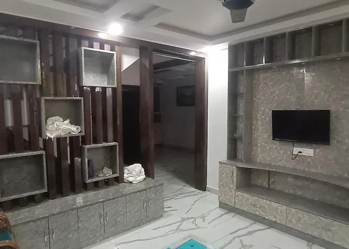 Osho Community Hotel Lucknow