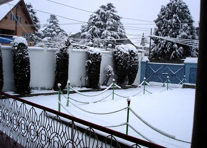 Ikraam Inn - Boutique Bed & Breakfast Srinagar 