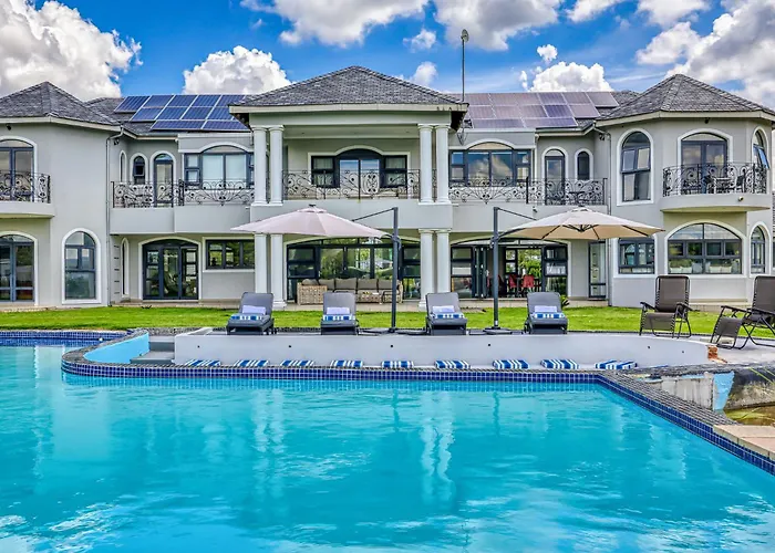 Villa Tasha Luxury Suites, Lanseria Johannesburg