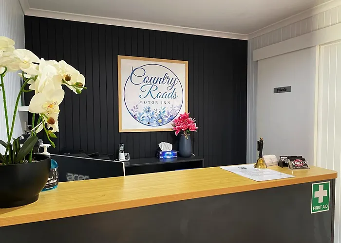 Country Roads Motor Inn West Wyalong