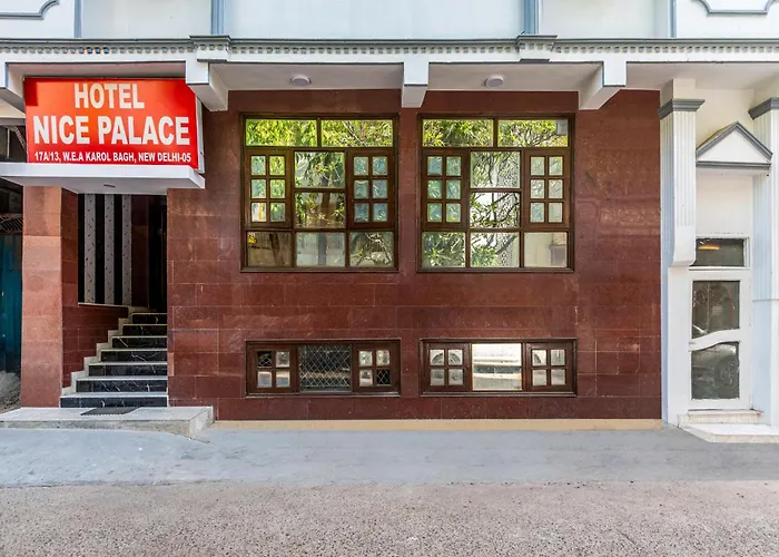 Hotel Nice Palace Delhi 