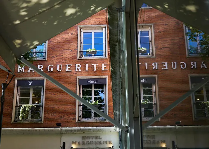 Logis Hotel Marguerite Orléans