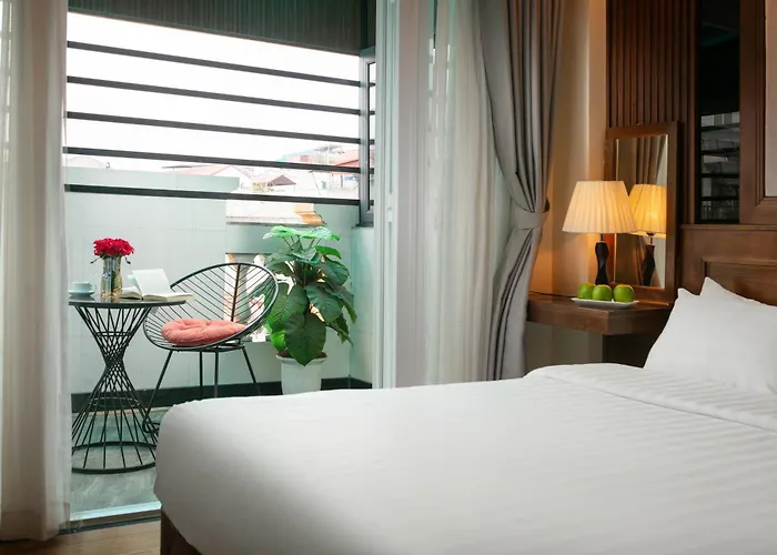 The West Hotel & Spa ฮานอย