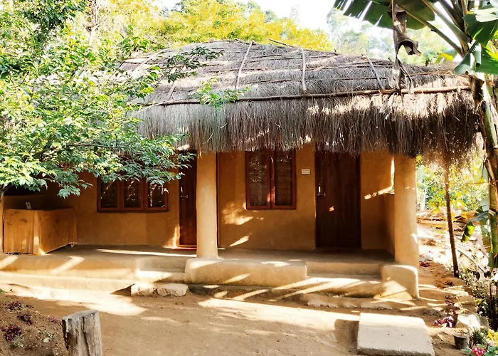 Cosmic Mud House Kanthalloor