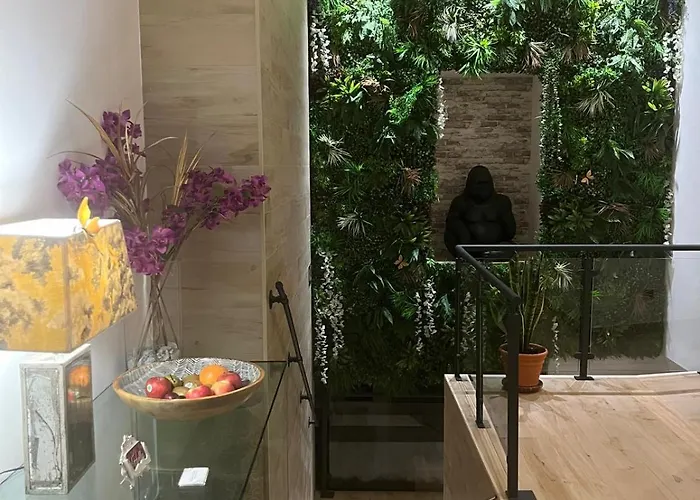 Garden House Madrid Hotel