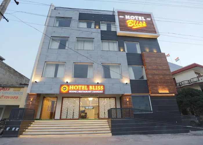 Hotel Bliss Kharar