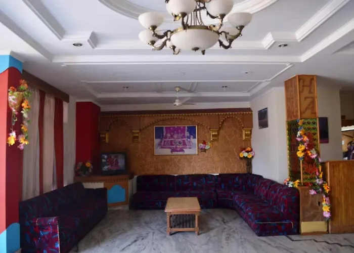 Goroomgo Hotel The Sojourn, Adharshila & Gulmohar Cottages Dharamsala