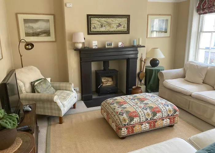 14 Church Street Beaumaris
