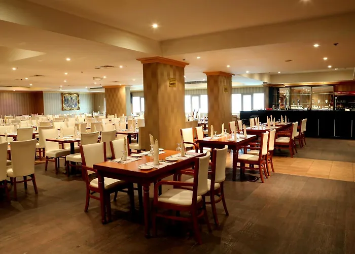 Monroe Hotel & Suites Manama