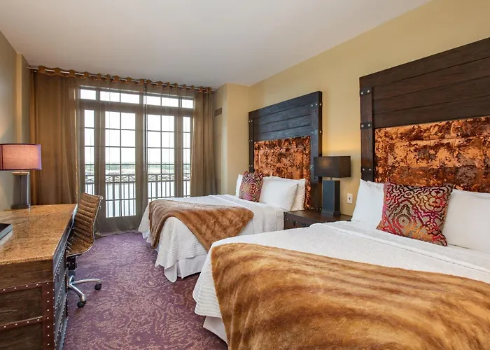 Bohemian Hotel Savannah Riverfront, Autograph Collection