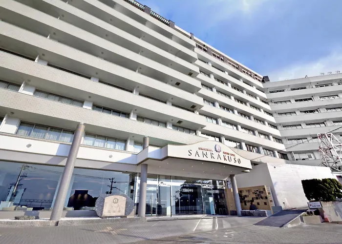 Hotel Sanrakuso Shirahama