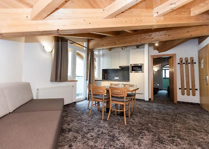 Hotel Garni Ehrenreich Sölden
