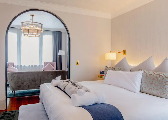 Tattersalls Hotel Armidale