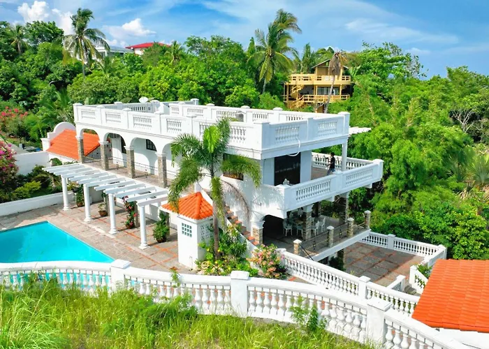 Casa Del Faro Hotel Puerto Galera